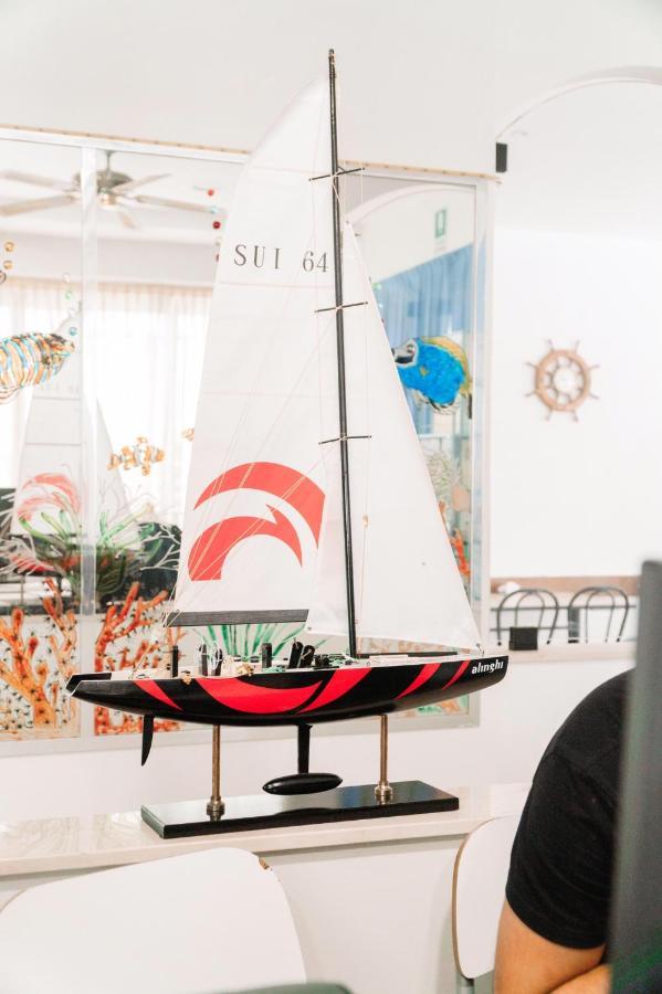 Hotel Arlino Rimini Eksteriør bilde