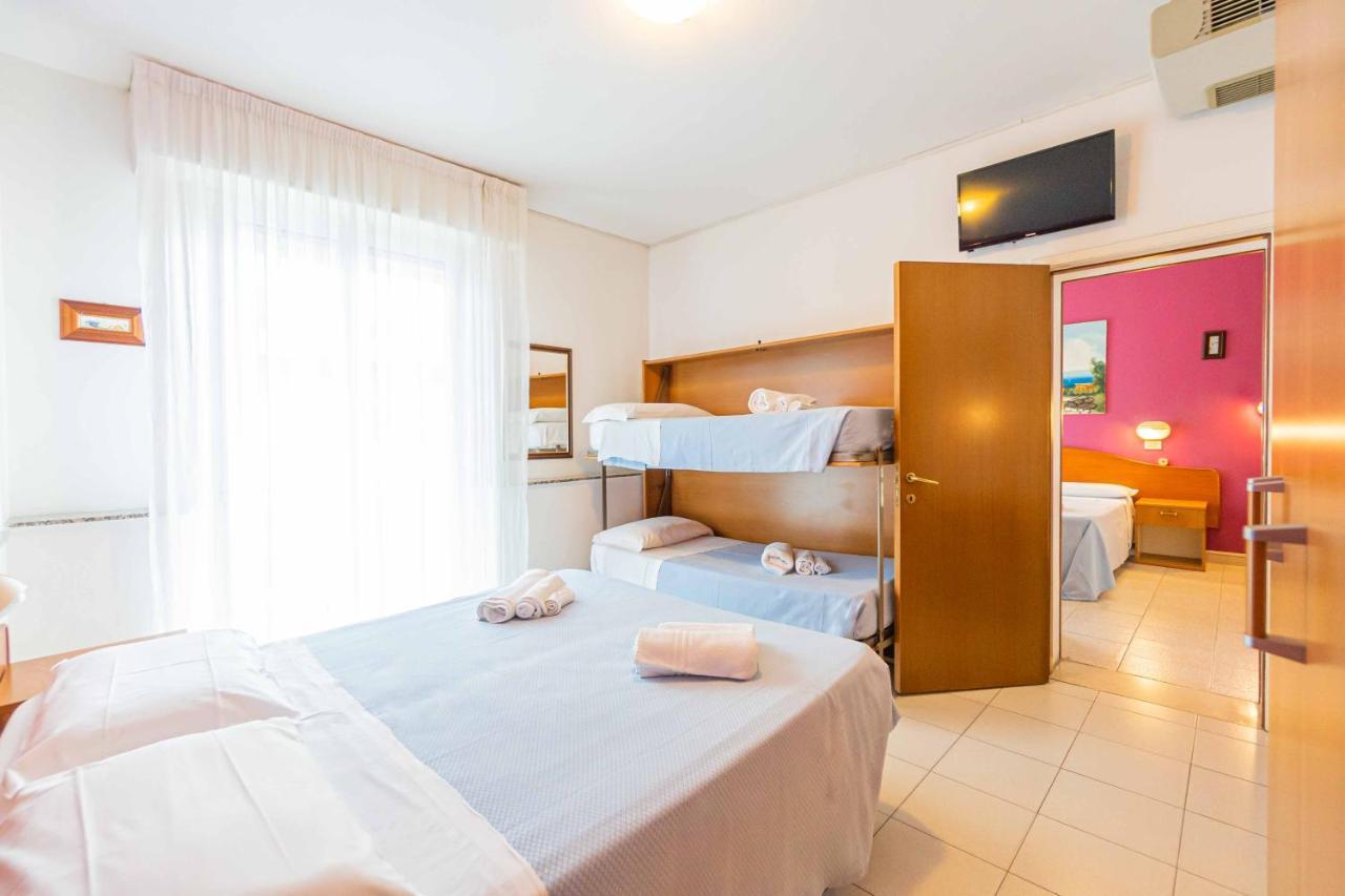 Hotel Arlino Rimini Eksteriør bilde